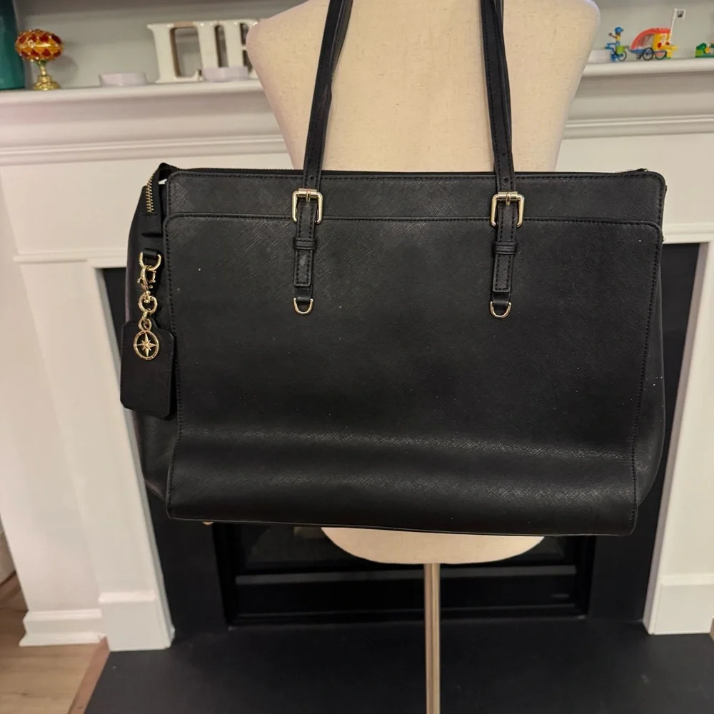 🖤 Samsonite Black Structured Tote with Gold Hardware